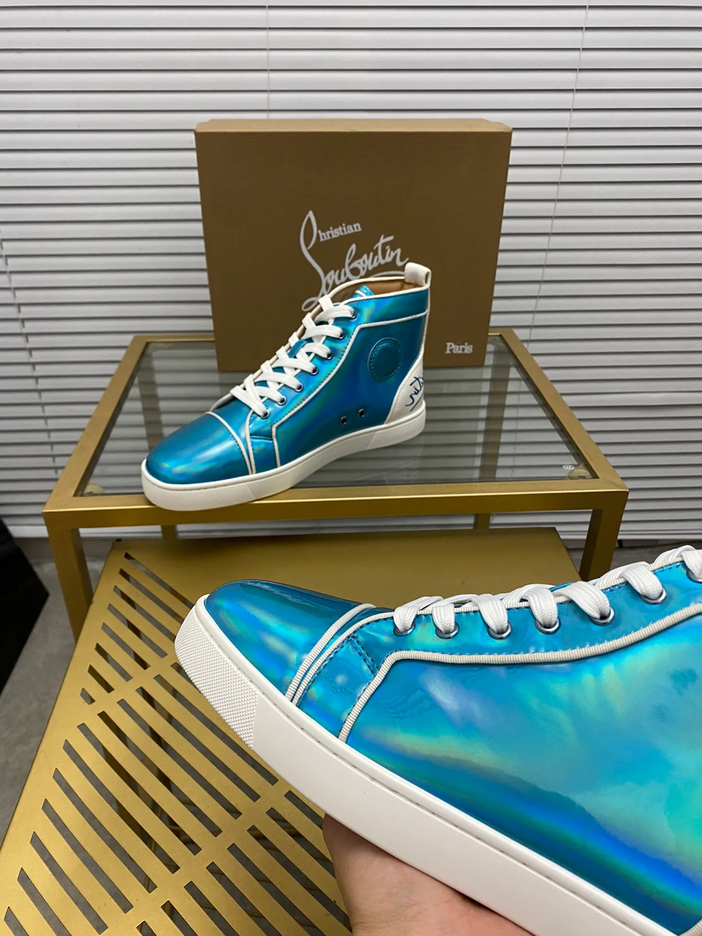 (Customized model) Ex-factory price is 560. christian louboutin (CL red sole shoes) counter series, casual sneakers for couples 📢 📢 📢 Exclusive hot style release 🎈🎈💪 Movable latex feet 👻 Finished outsole line [Proud] 😝Female 35-40# Male 38#-46, global supply😝 [Top version]: Original imported genuine leather upper, top original leather lining, original molded TPU outsole, original 1:1 detail processing, original shoe last,